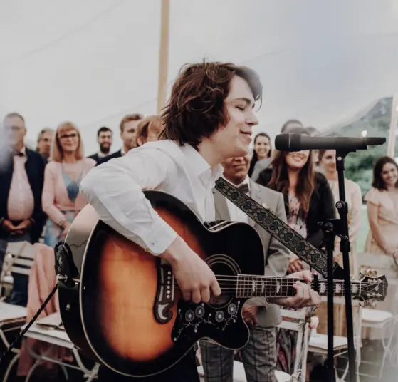 Die 10 schönsten Hochzeitslieder für Eure Trauung